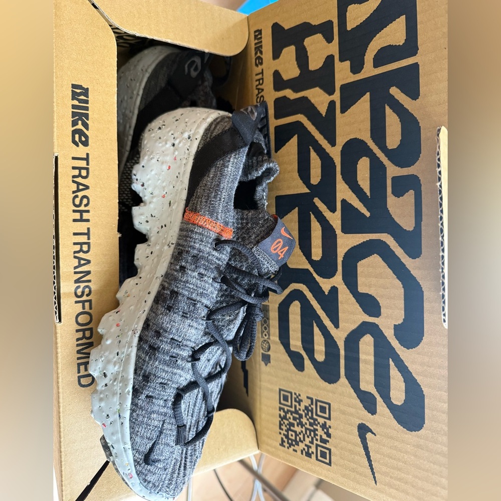 Nike space hippie 04